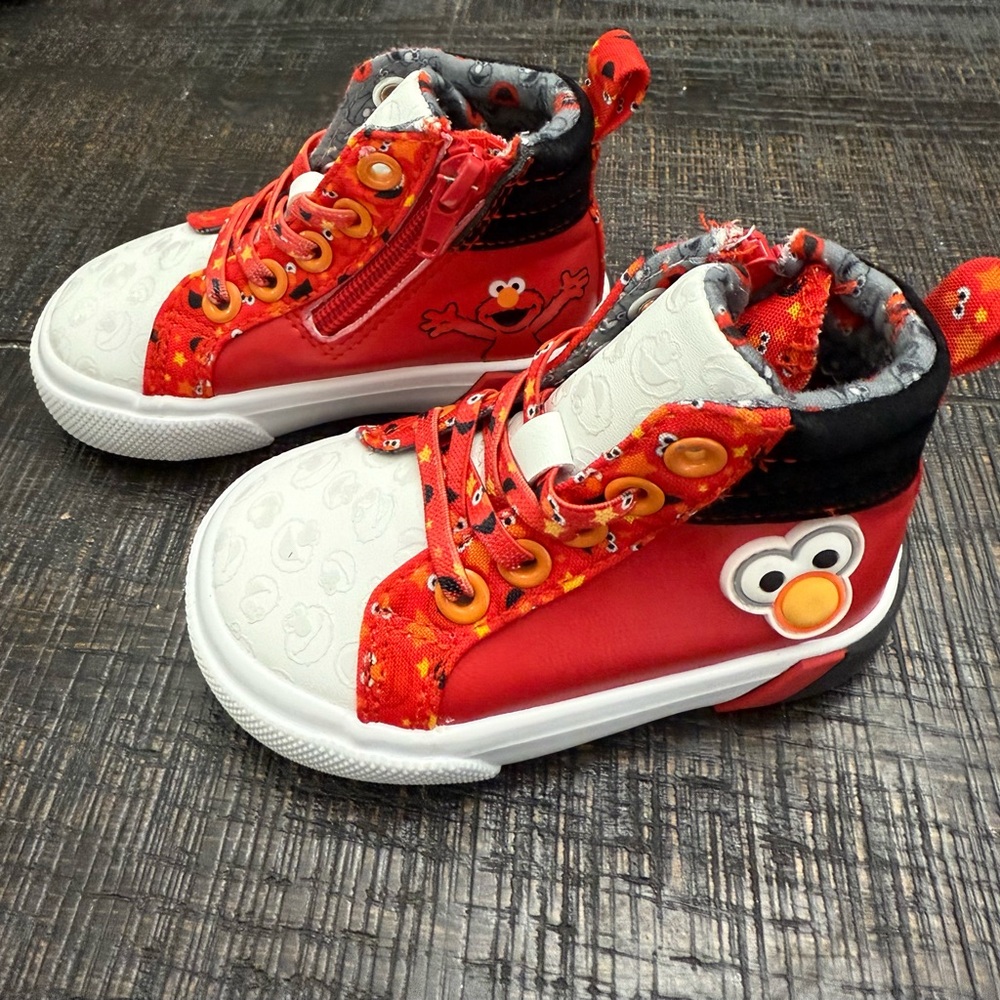 Sesame Street Elmo Kids Sneakers - Red, White, and Black